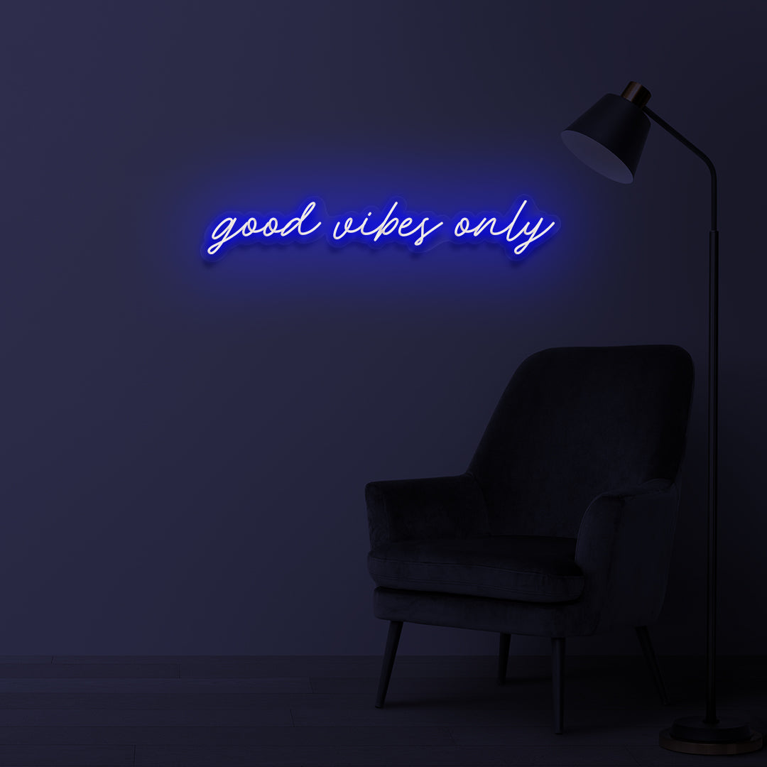 "GOOD VIBES ONLY" LED Neonschild